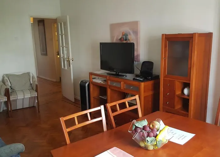 Almirante 48 Two Bedroom 아파트